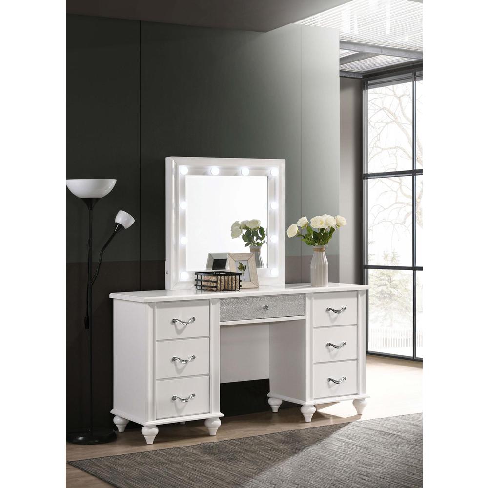 Barzini 7-drawer Vanity Desk with Lighted Mirror White. Picture 2