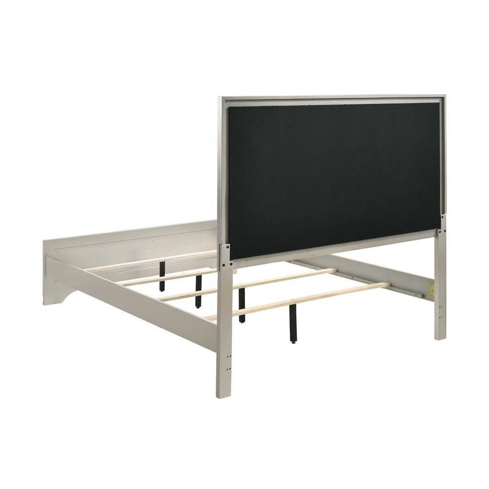 Salford Eastern King Panel Bed Metallic Sterling and Charcoal Grey. Picture 9