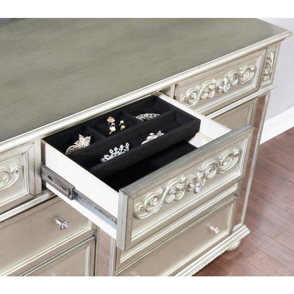 Heidi 9-drawer Dresser Metallic Platinum. Picture 4