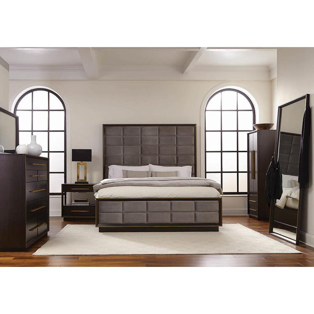 Durango California King Upholstered Bed Smoked Peppercorn and Grey. Picture 1