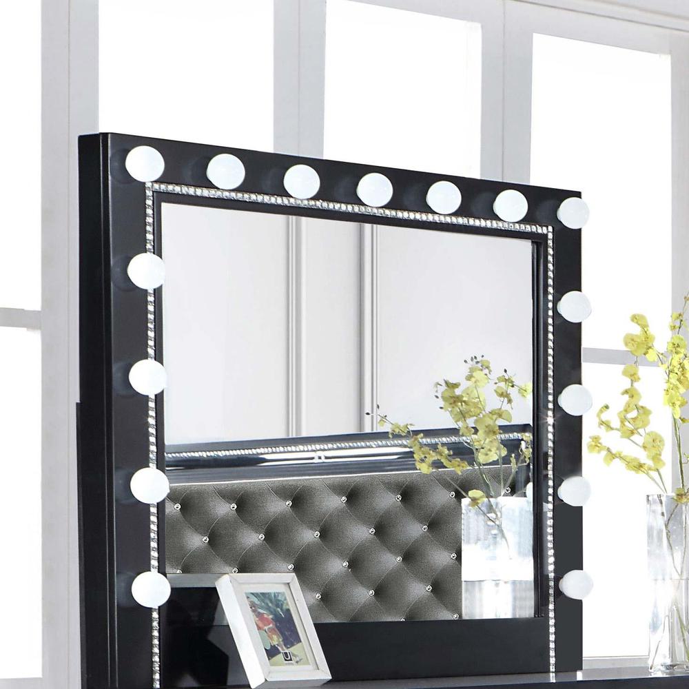 Cappola Black Rectangular Dresser Mirror with Light. Picture 1