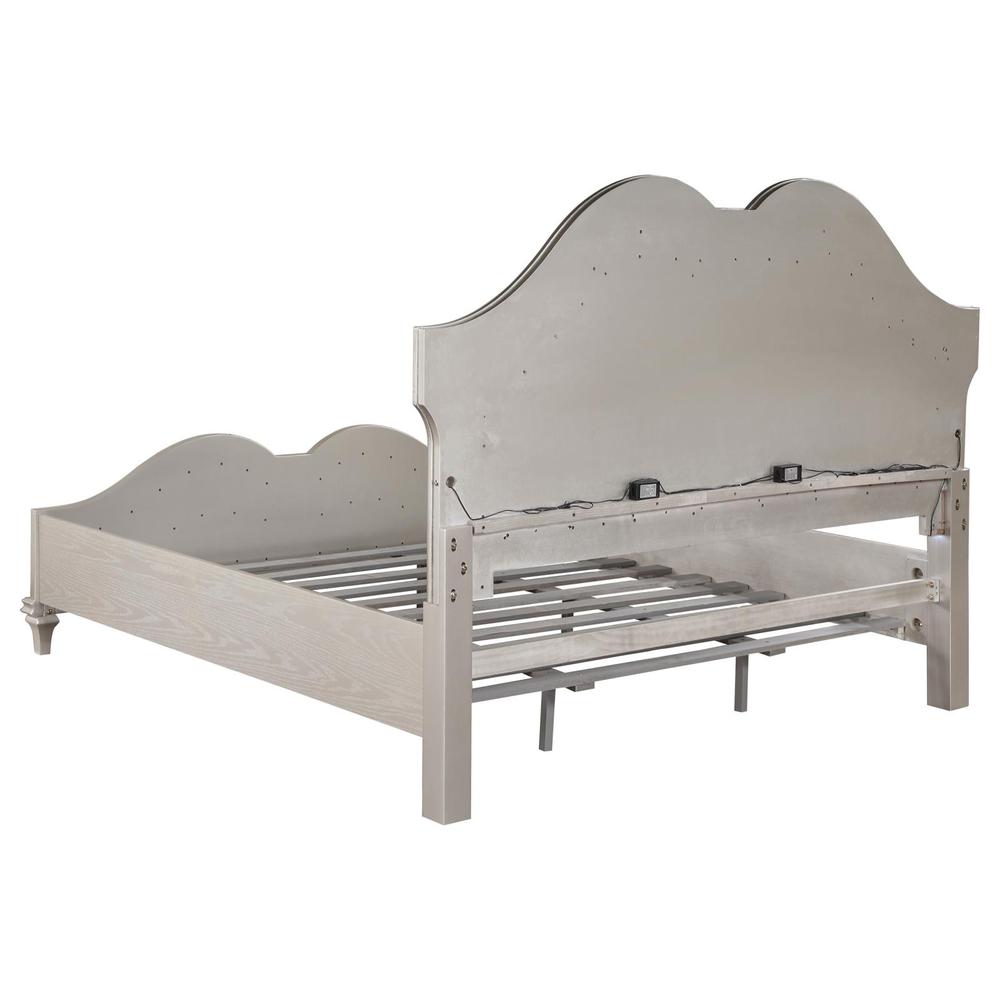 Evangeline Tufted Upholstered Platform Queen Bed Ivory and Silver Oak. Picture 5