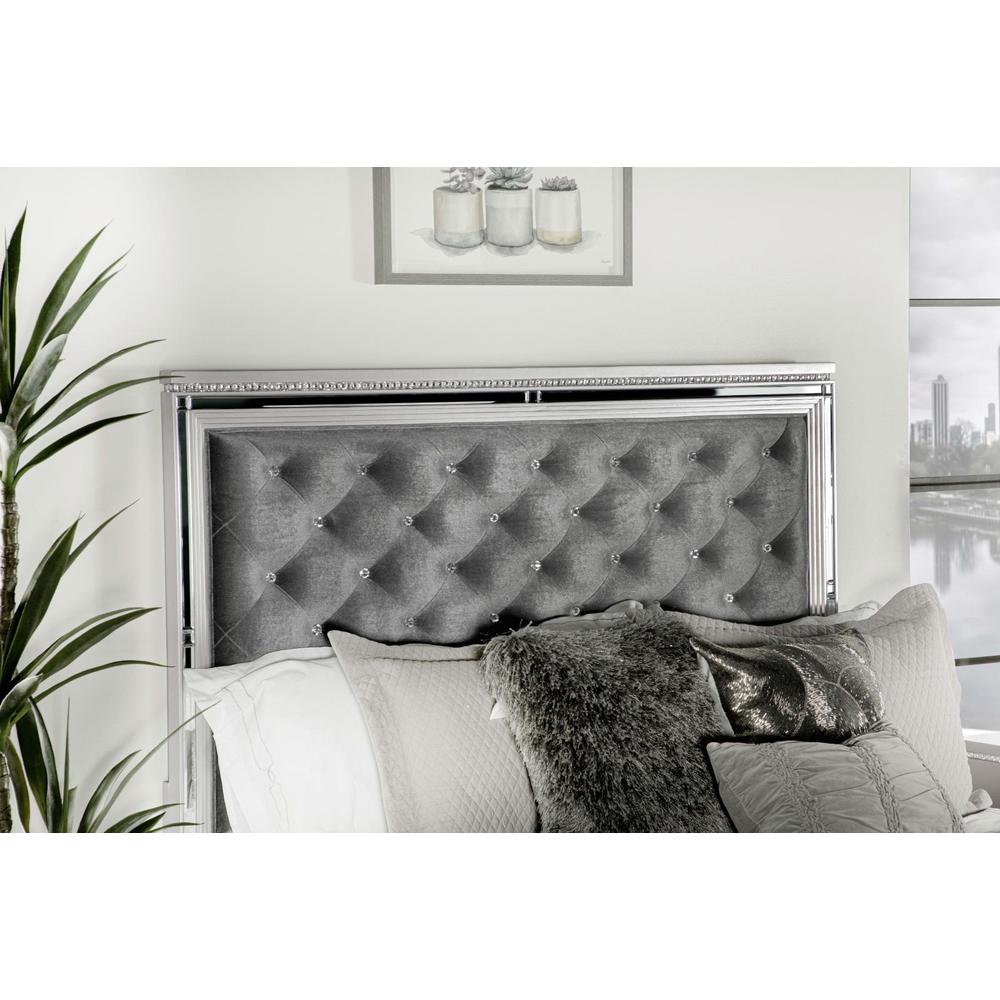 Eleanor Upholstered Tufted Bed Metallic. Picture 5