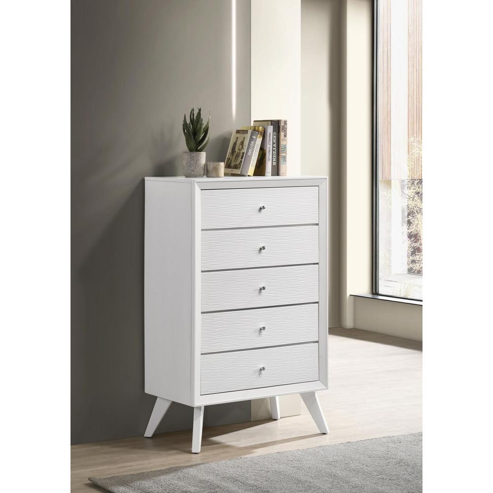 Janelle 5-drawer Chest White. Picture 10