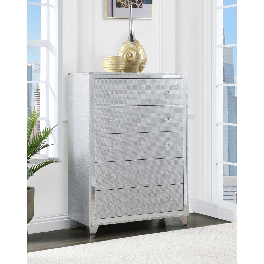 Larue 5-drawer Chest Silver. Picture 9