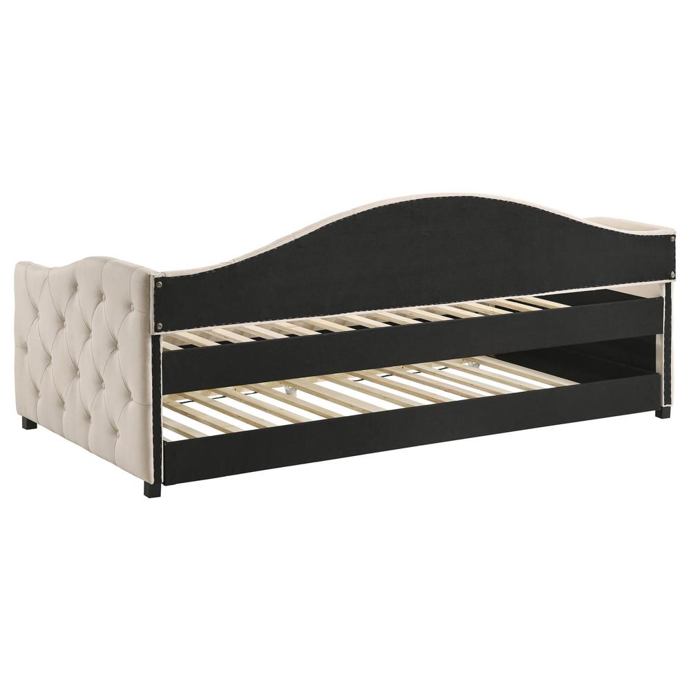 Sadie Upholstered Twin Daybed with Trundle. Picture 5