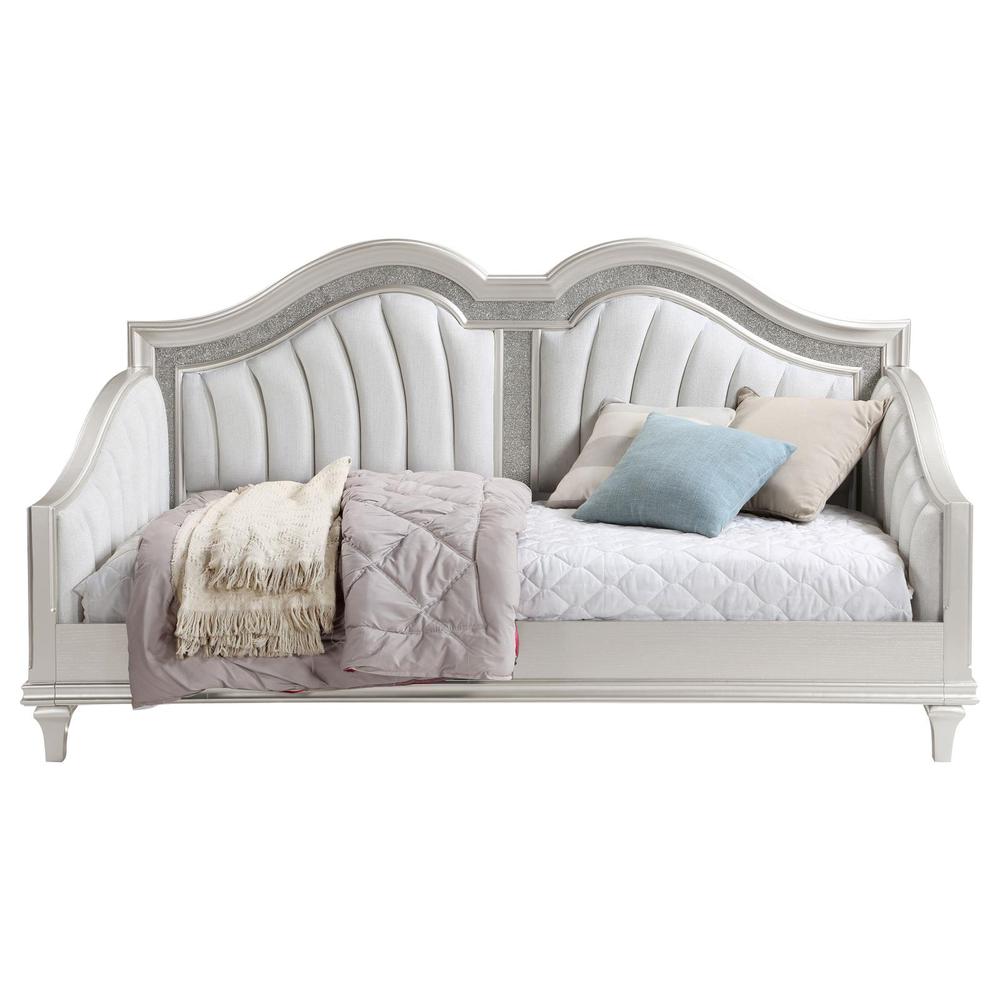 Evangeline Upholstered Twin Daybed with Faux Diamond Trim Silver and Ivory. Picture 4