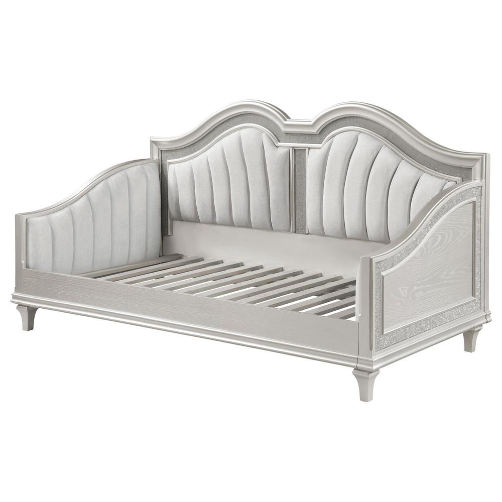 Evangeline Upholstered Twin Daybed with Faux Diamond Trim Silver and Ivory. Picture 5