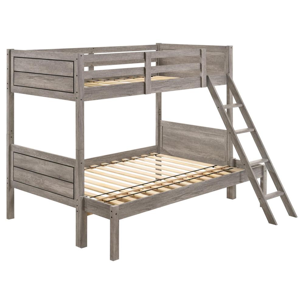 Twin / Full Bunk Bed. Picture 1