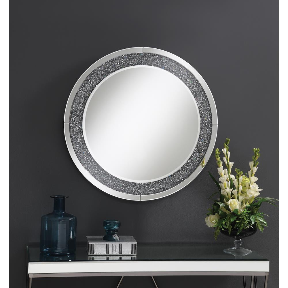 Lixue Round Wall Mirror with LED Lighting Silver. Picture 2