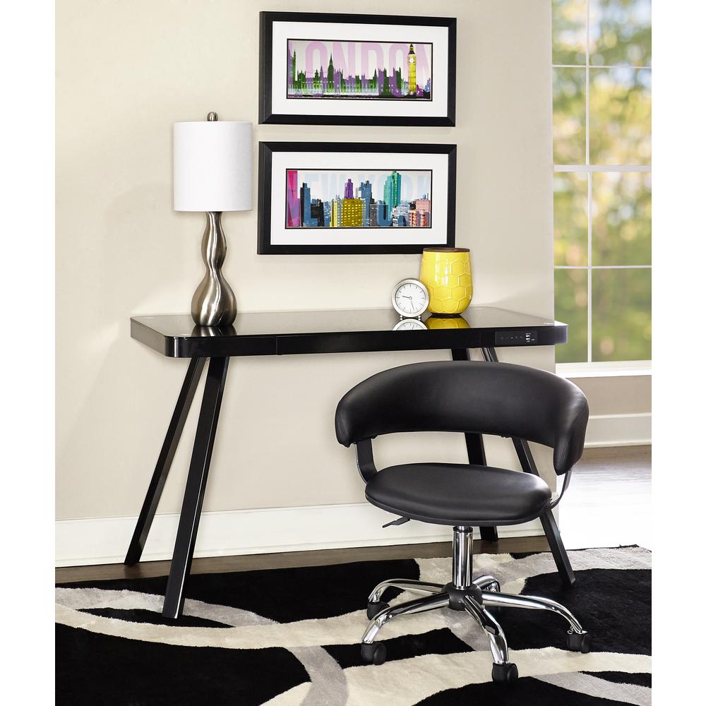Black Gas Lift Desk Chair. Picture 3