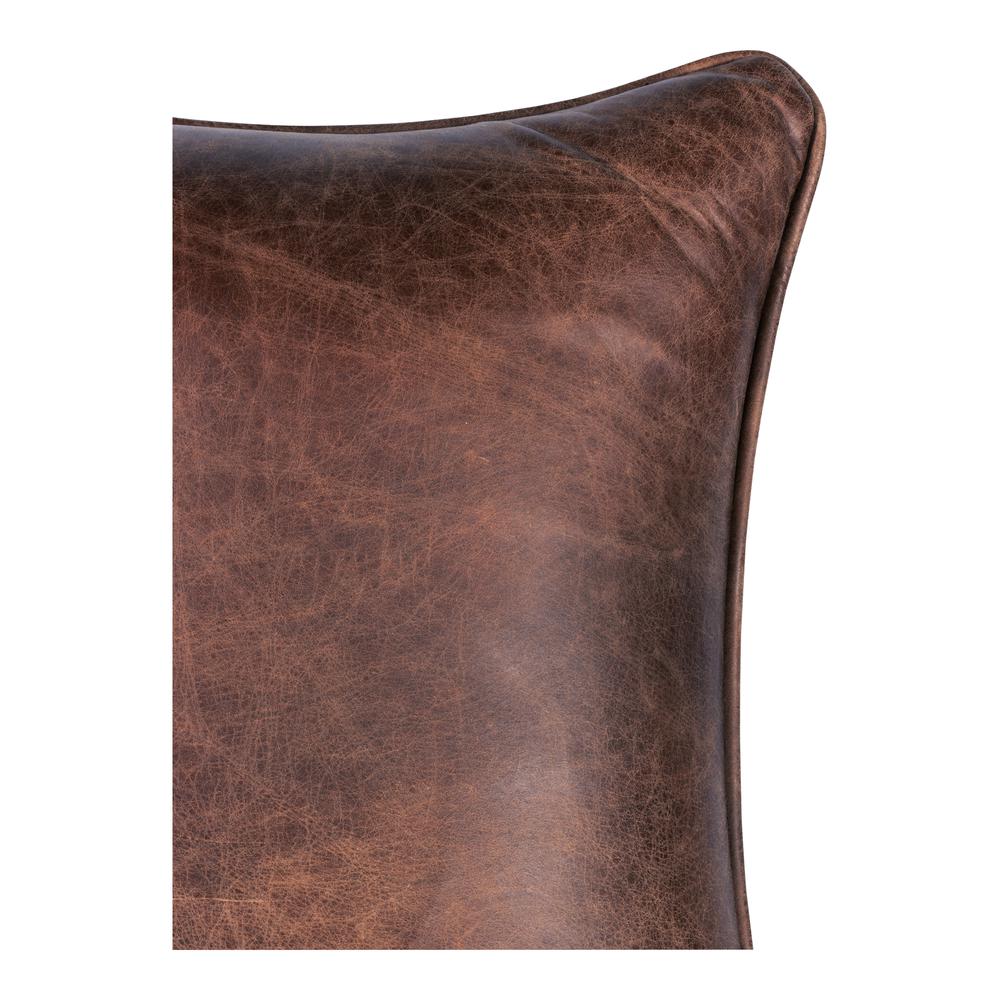 Carlisle Rustic Leather Club Chair - Light Brown, Belen Kox. Picture 4