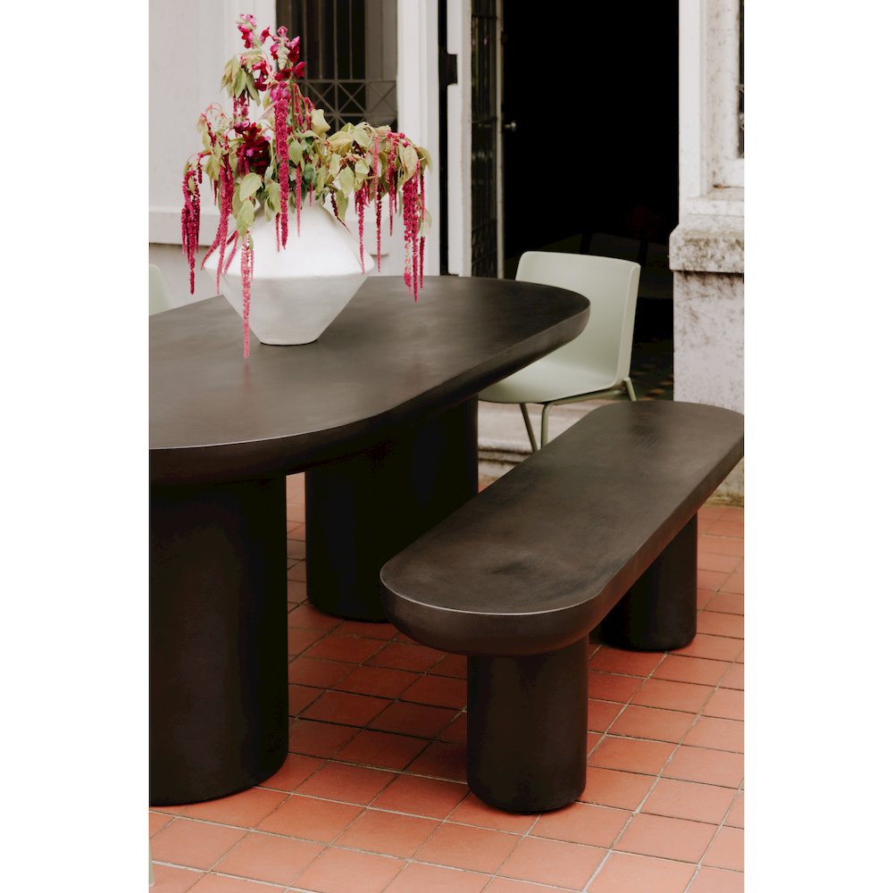 Rocca Dining Table. Picture 5