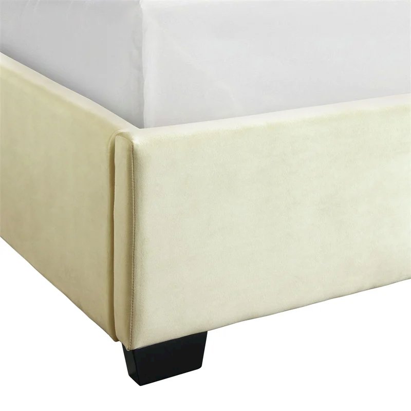 Picket House Furnishings Sutter Queen Platform Upholstered Bed in Cream. Picture 3
