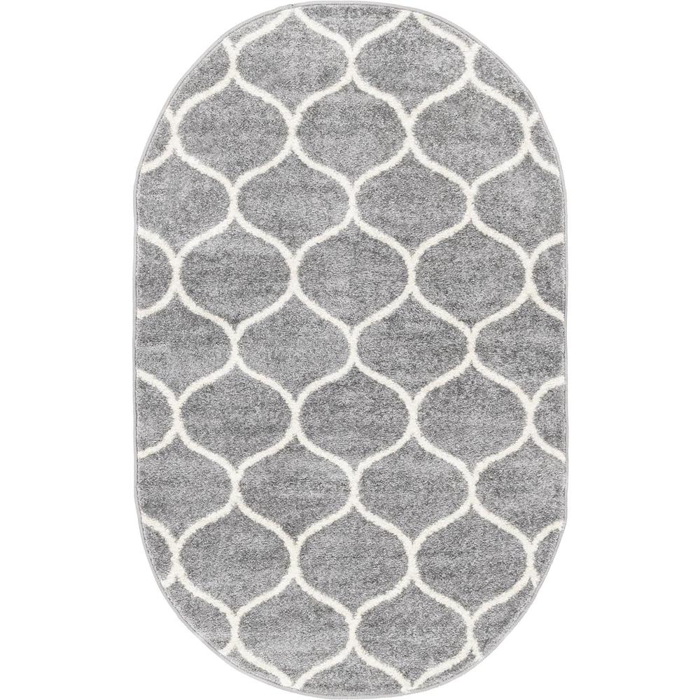 Unique Loom 3x5 Oval Rug in Light Gray (3151570). Picture 1
