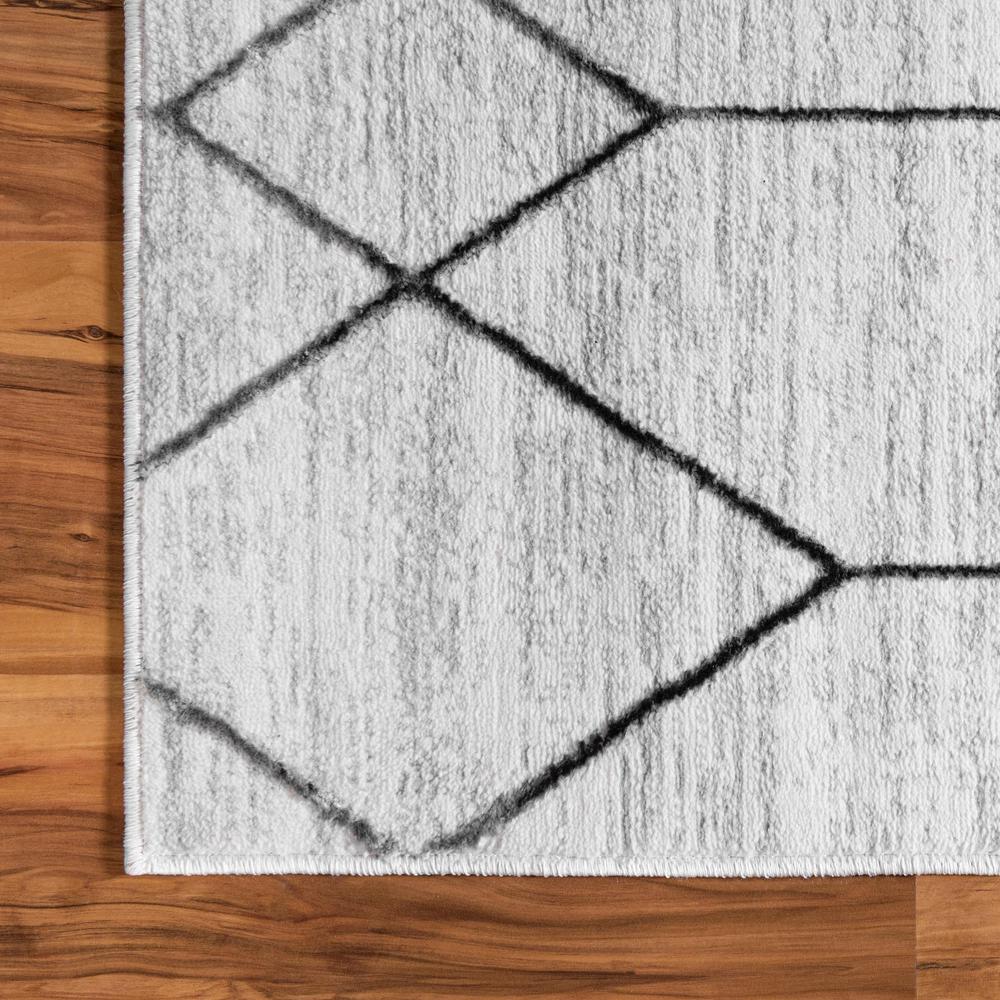 Matrix Trellis Collection, Area Rug, White, 7' 0" x 7' 0", Square. Picture 7