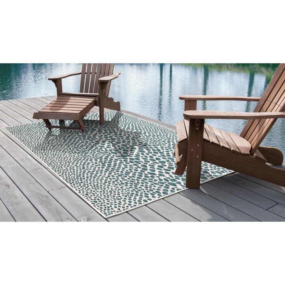 Jill Zarin Outdoor Collection, Area Rug, Teal, 7' 0" x 10' 0", Rectangular. Picture 3