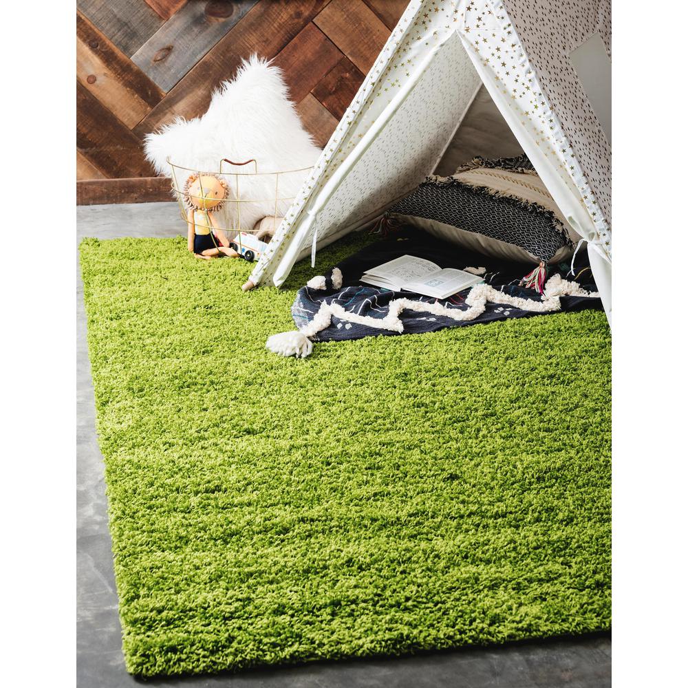 Solid Shag Rug, Grass Green (8' 0 x 10' 0). Picture 2