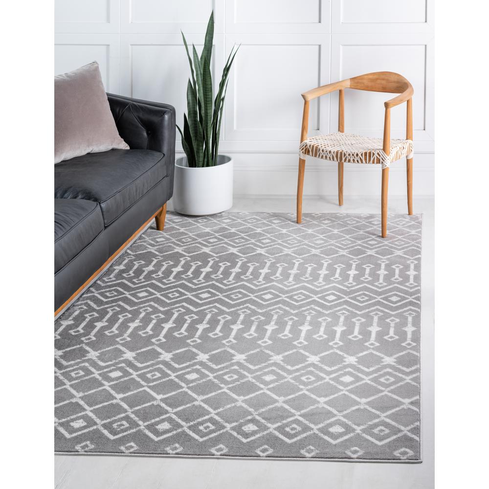 Moroccan Trellis Rug, Light Gray/Ivory (10' 8 x 16' 5). Picture 2