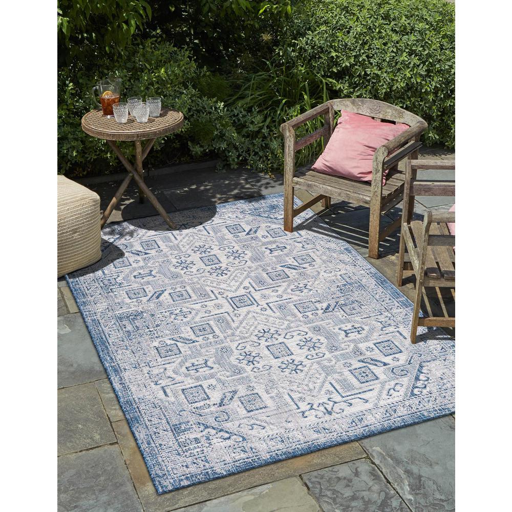 Outdoor Aztec Collection, Area Rug, Blue, 5' 3" x 7' 10", Rectangular. Picture 2