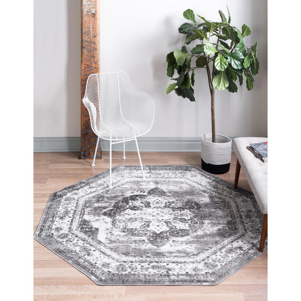 Unique Loom 5 Ft Octagon Rug in Gray (3152840). Picture 2
