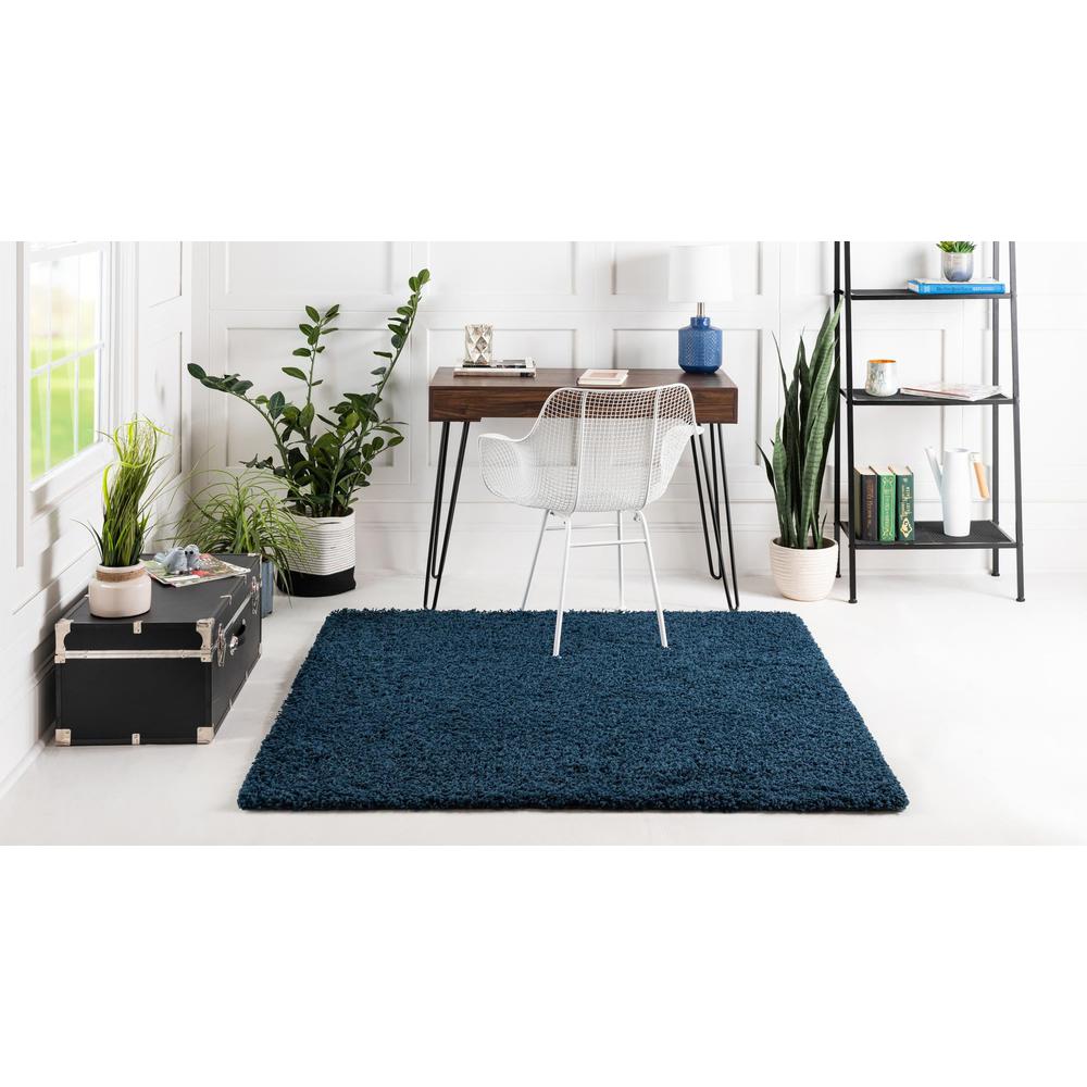 Unique Loom 5 Ft Square Rug in Navy Blue (3151318). Picture 6