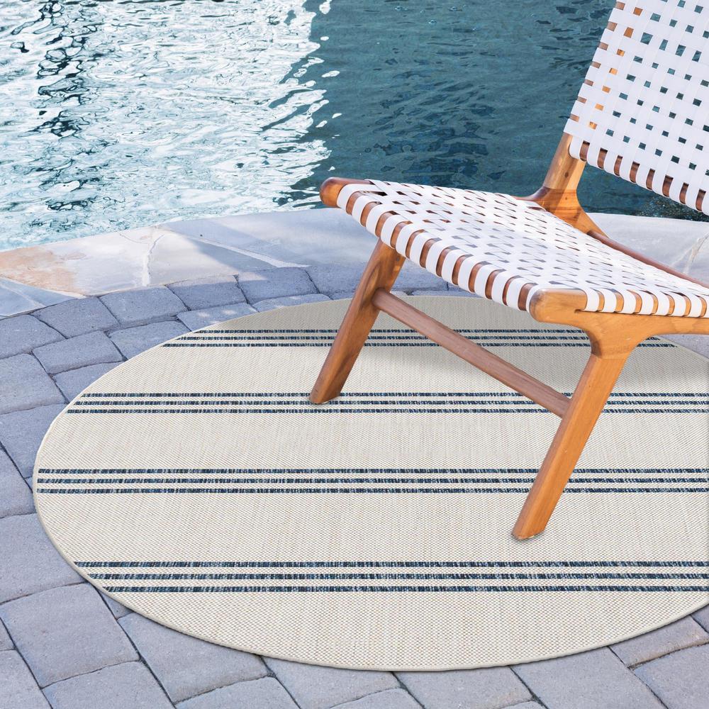 Jill Zarin Outdoor Anguilla Area Rug 6' 7" x 6' 7", Round Ivory. Picture 2