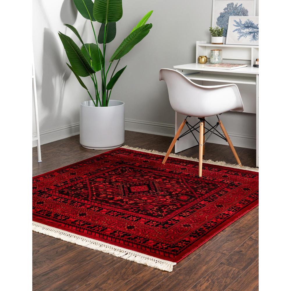 Unique Loom 5 Ft Square Rug in Red (3154195). Picture 3