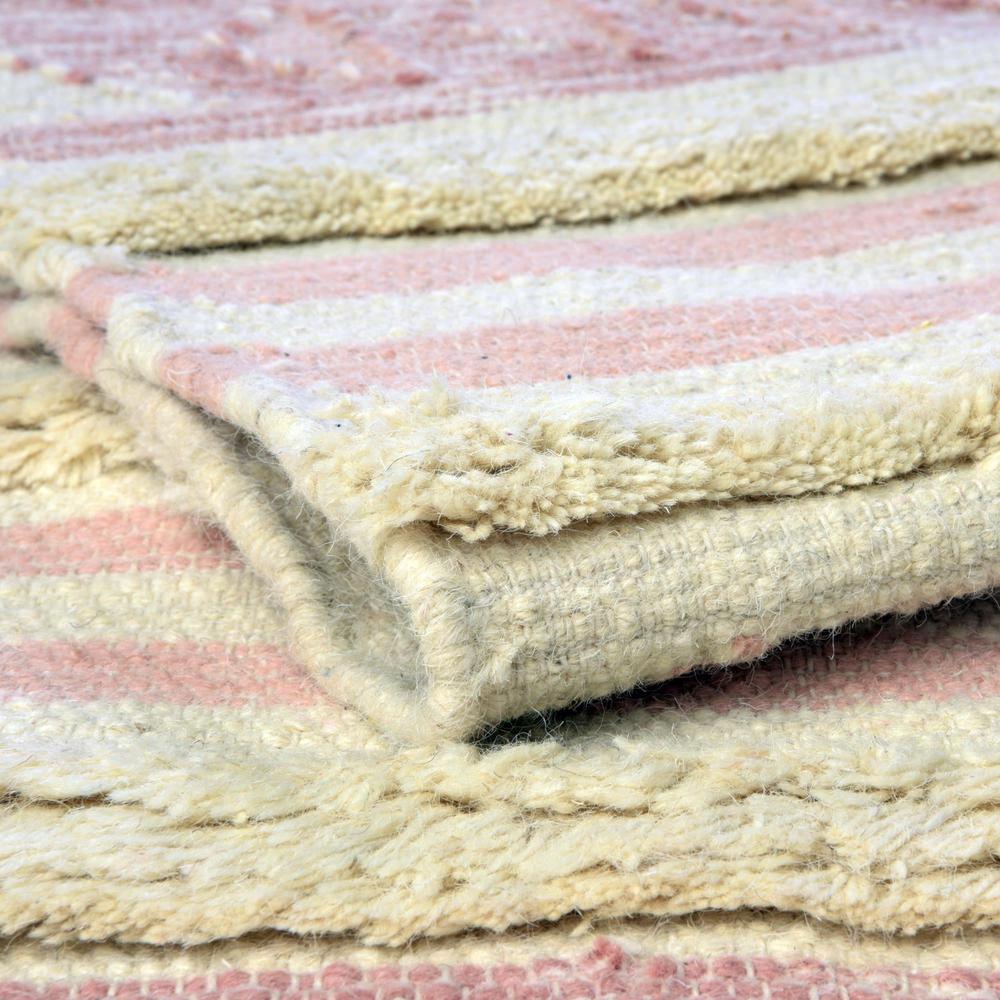 Mesa Collection, Area Rug, Baby Pink, 4' 1" x 6' 1", Rectangular. Picture 8