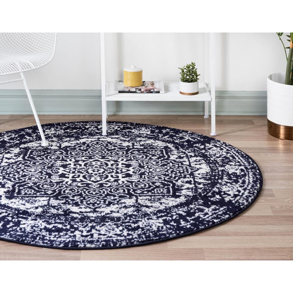 Unique Loom 5 Ft Round Rug in Navy Blue (3150333). Picture 3