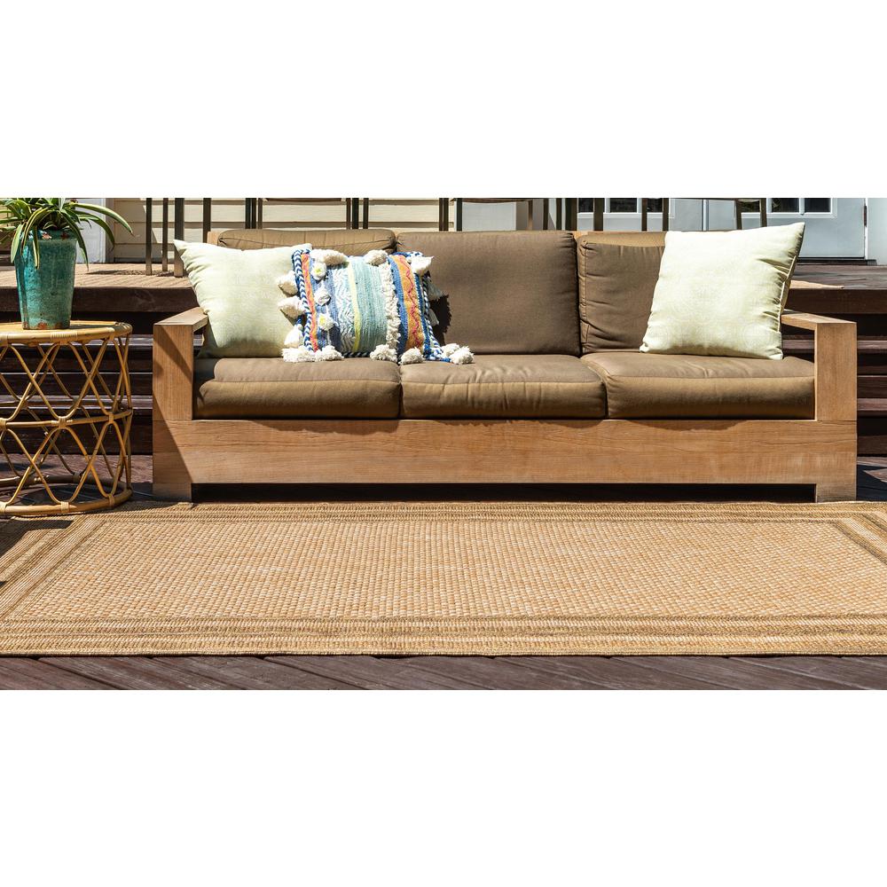 Outdoor Multi Border Rug, Light Brown (5' 3 x 8' 0). Picture 4