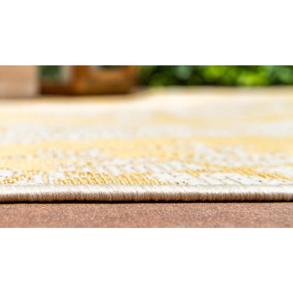 Outdoor Medallion Rug, Yellow (5' 3 x 8' 0). Picture 5