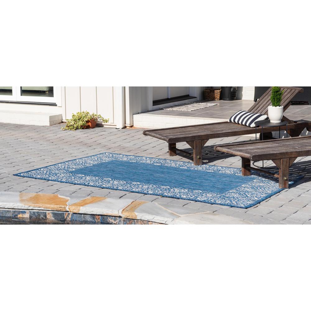 Outdoor Floral Border Rug, Blue (8' 0 x 10' 0). Picture 3