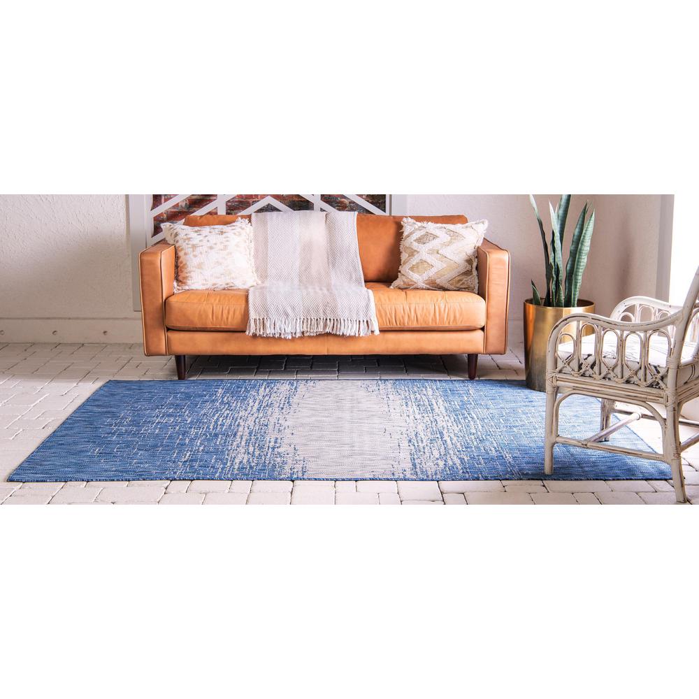 Outdoor Ombre Rug, Blue (8' 0 x 11' 4). Picture 3