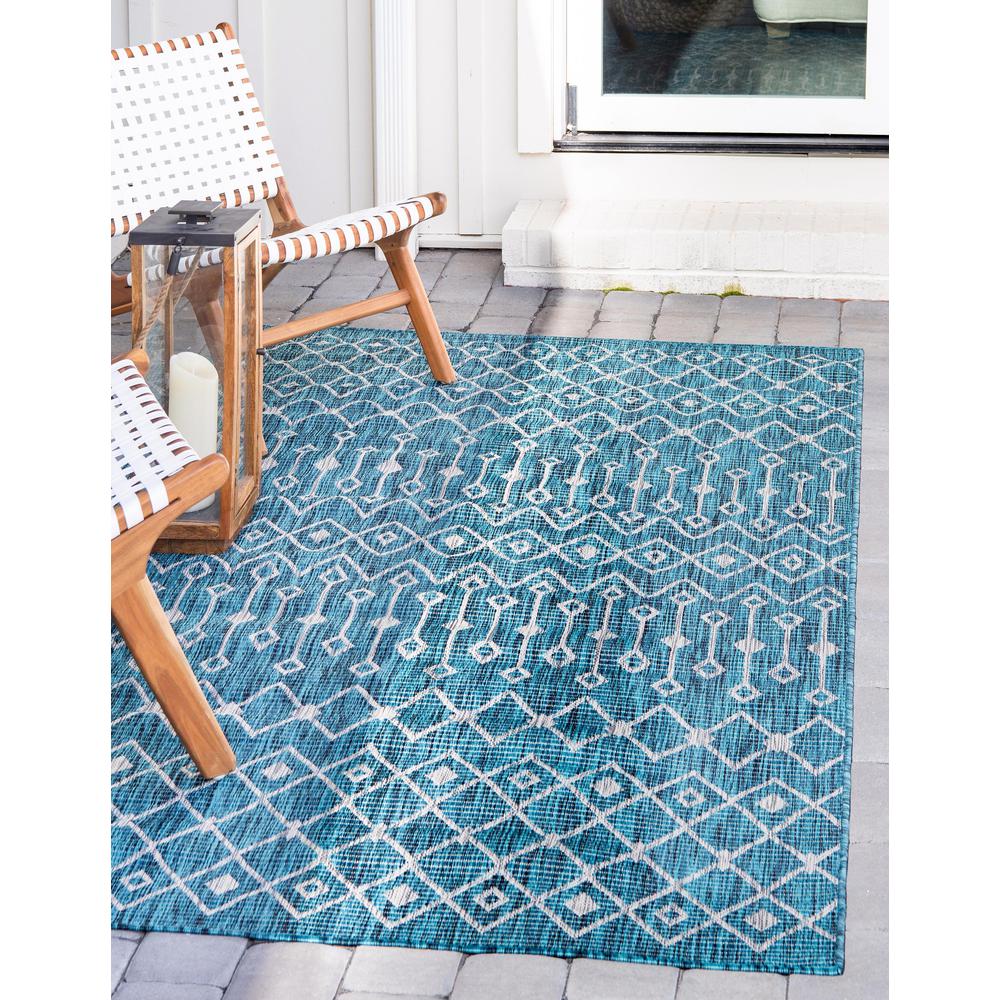 Outdoor Tribal Trellis Rug, Teal/Gray (8' 0 x 11' 4). Picture 2