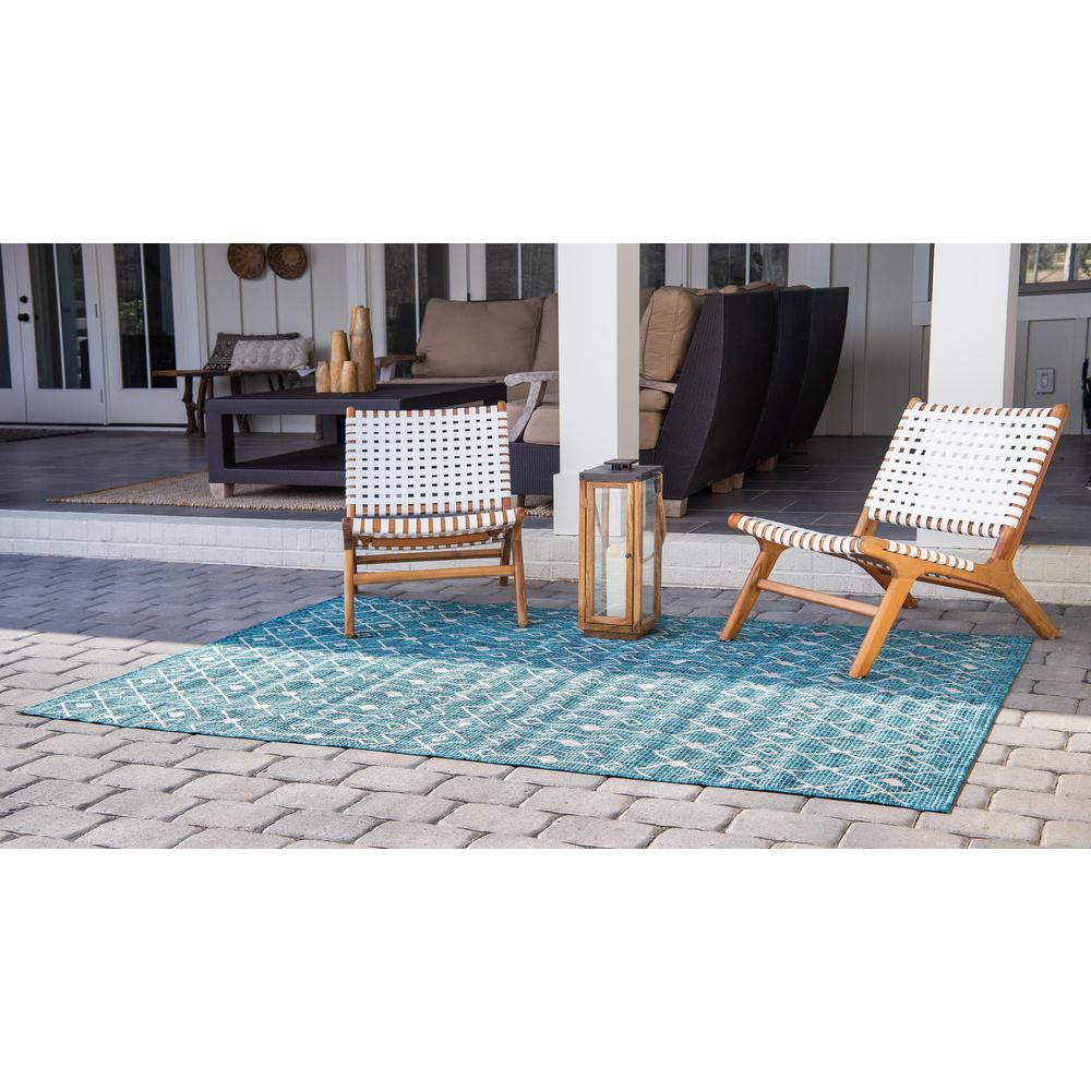Outdoor Tribal Trellis Rug, Teal/Gray (8' 0 x 11' 4). Picture 3