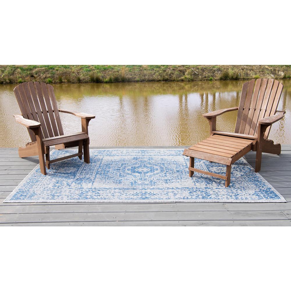 Outdoor Timeworn Rug, Blue (8' 0 x 11' 4). Picture 4