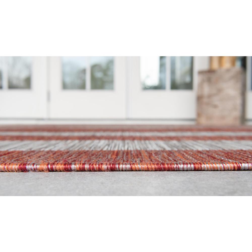 Outdoor Distressed Stripe Rug, Rust Red (8' 0 x 11' 4). Picture 5