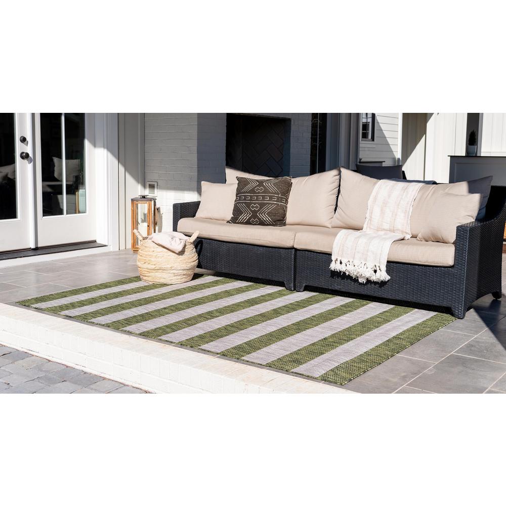 Outdoor Distressed Stripe Rug, Green (8' 0 x 11' 4). Picture 3