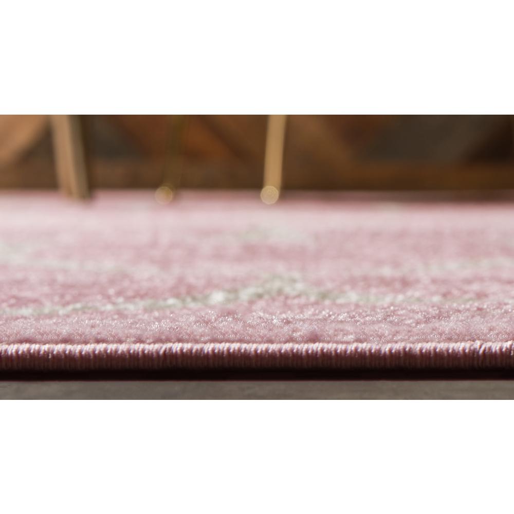 Rounded Trellis Frieze Rug, Pink (3' 3 x 5' 3). Picture 3