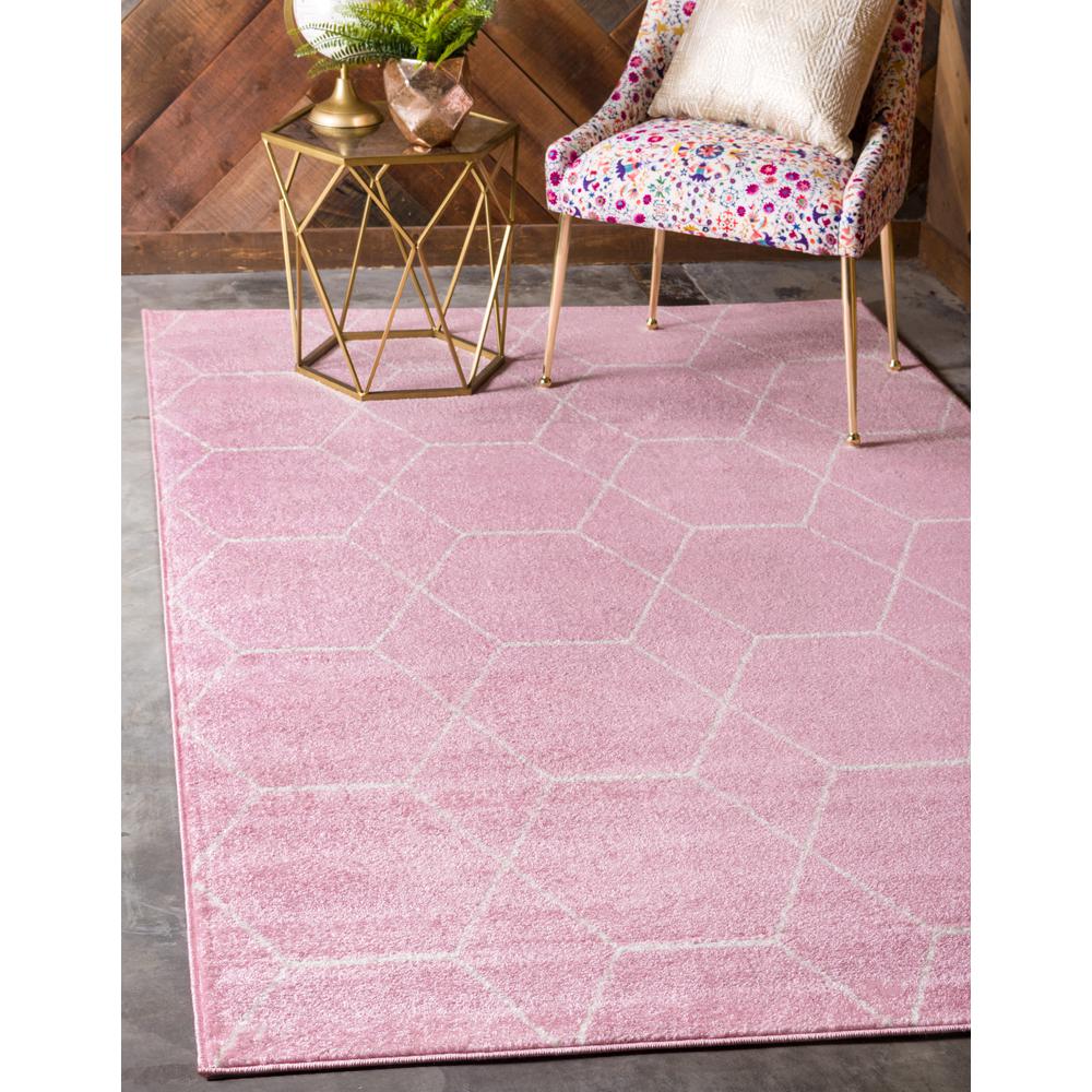Geometric Trellis Frieze Rug, Light Pink (3' 3 x 5' 3). Picture 2