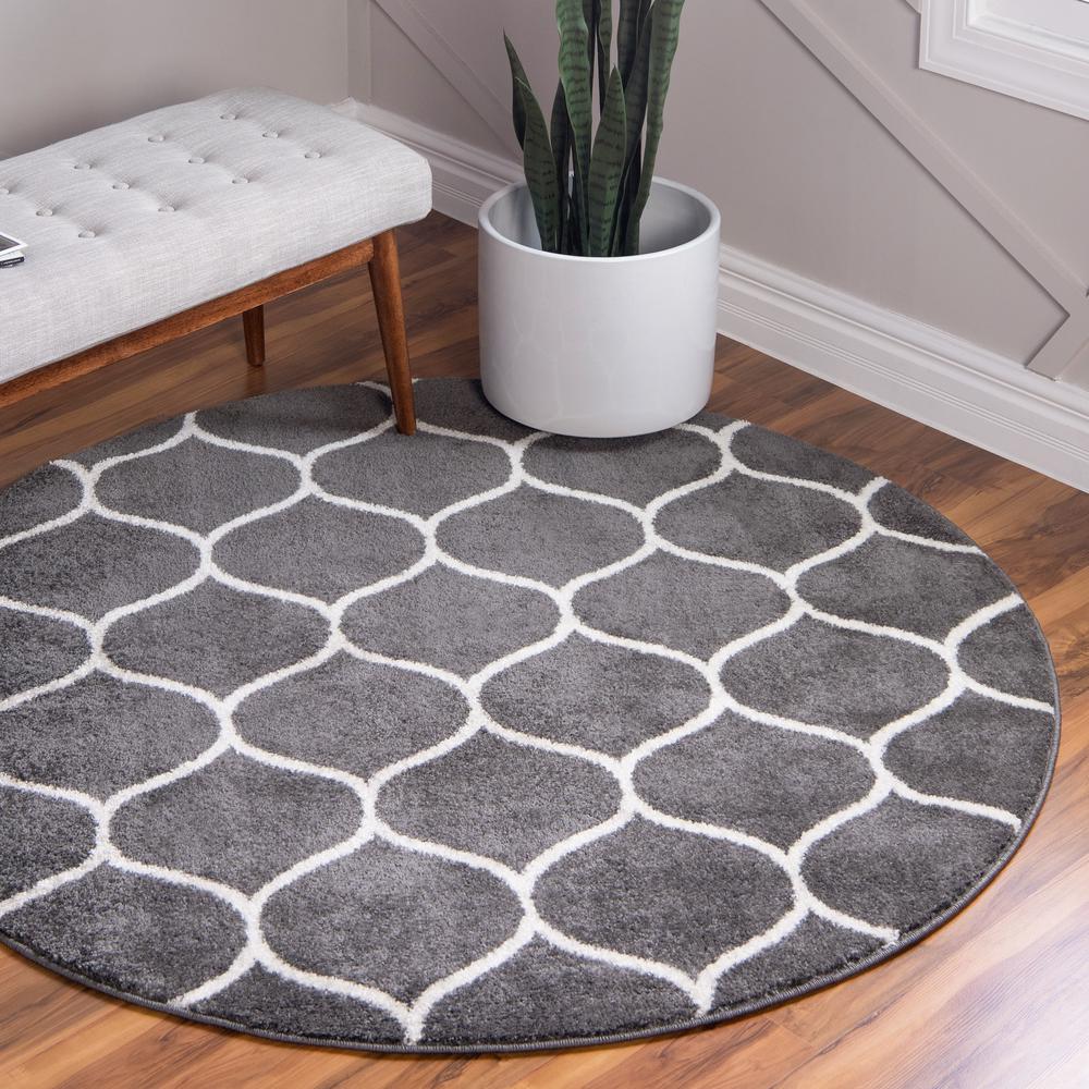 Rounded Trellis Frieze Rug, Dark Gray (8' 0 x 8' 0). Picture 2