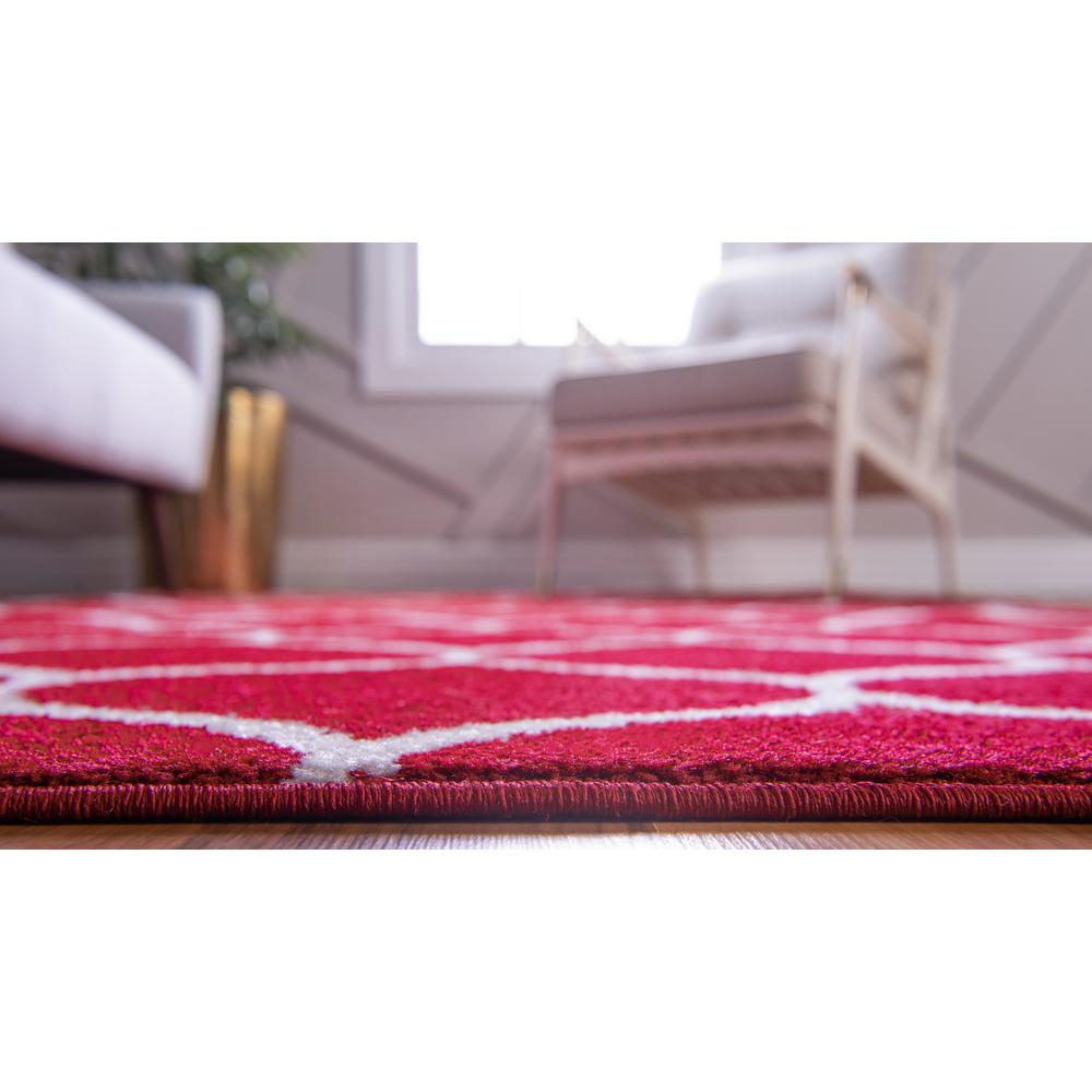 Rounded Trellis Frieze Rug, Red (5' 0 x 5' 0). Picture 5