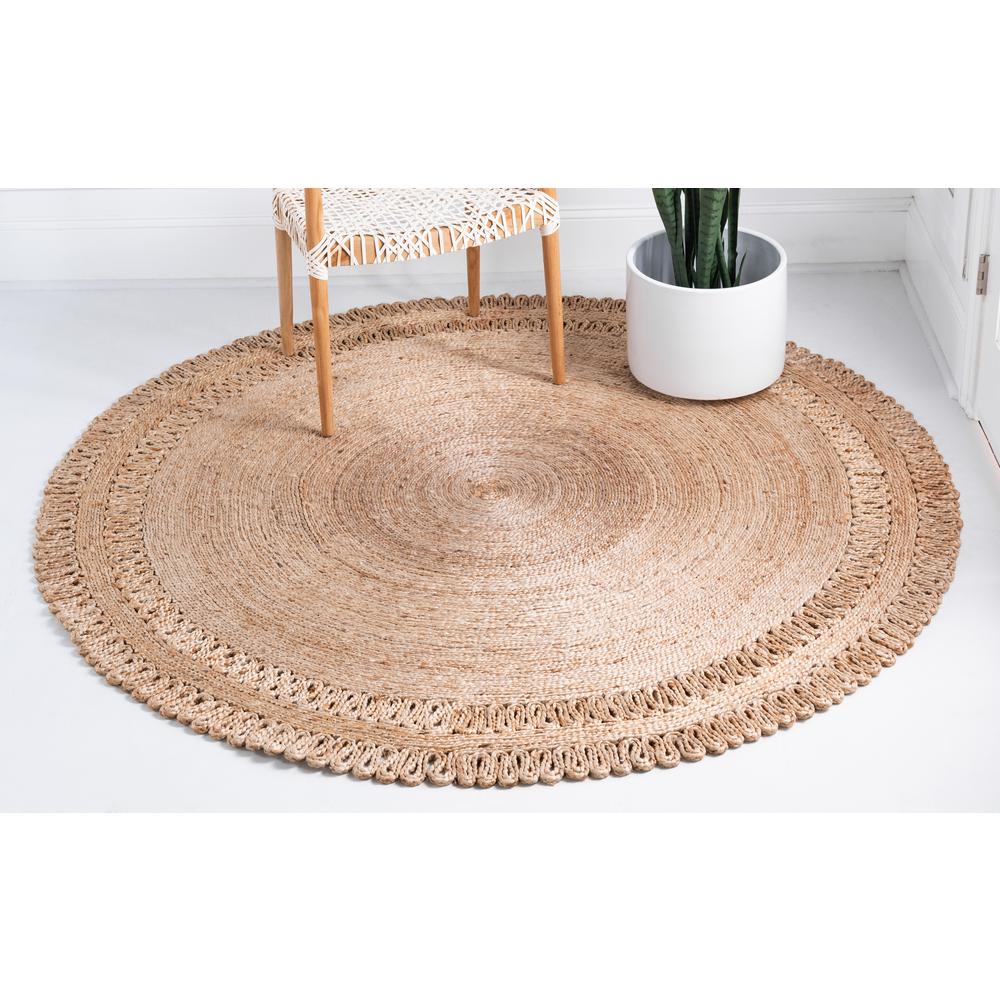 Floral Braided Jute Rug, Natural (4' 0 x 4' 0). Picture 4