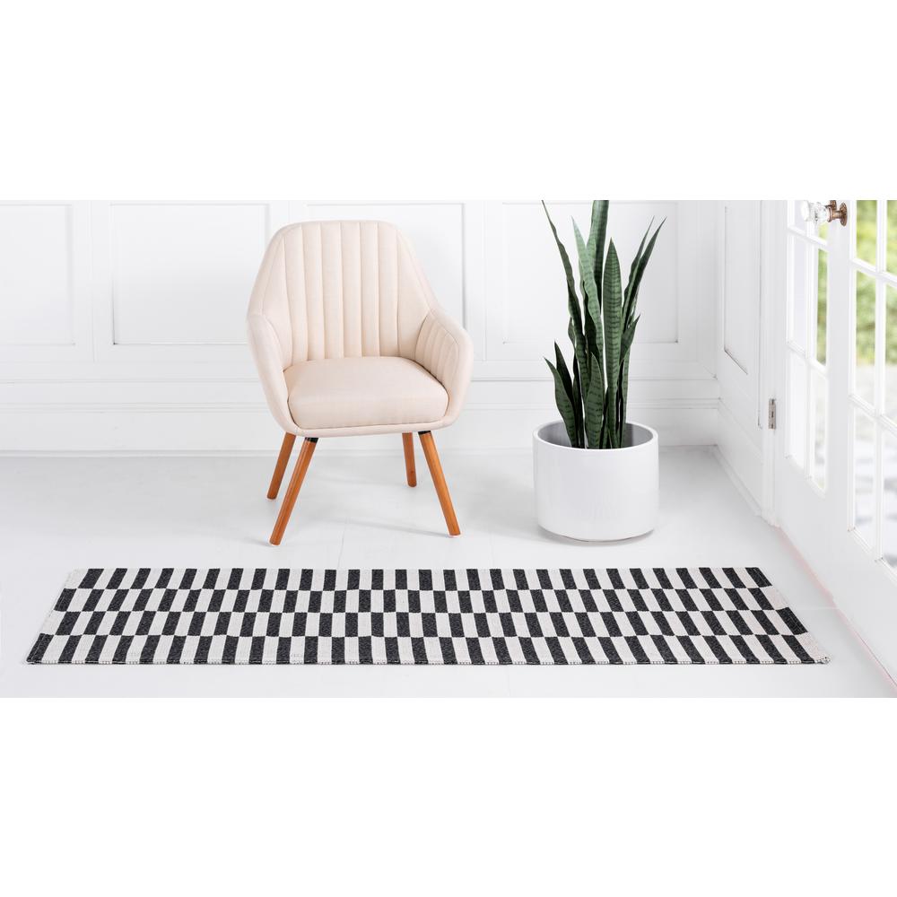 Striped Decatur Rug, Black/Ivory (2' 2 x 7' 4). Picture 4