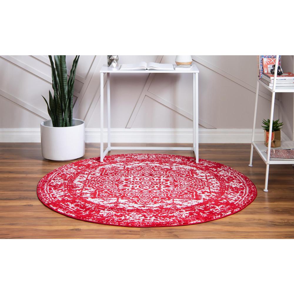 Unique Loom 5 Ft Round Rug in Red (3150429). Picture 4