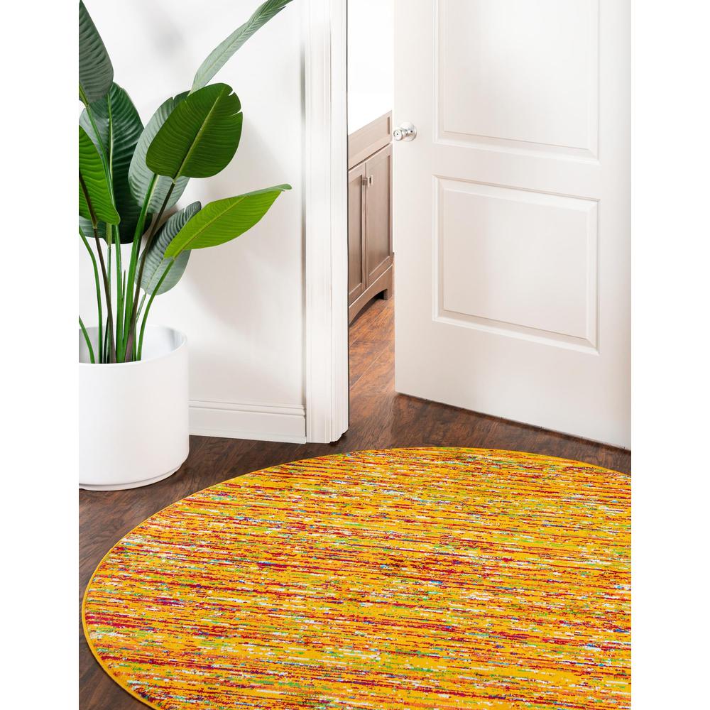 Unique Loom 5 Ft Round Rug in Yellow (3161144). Picture 2