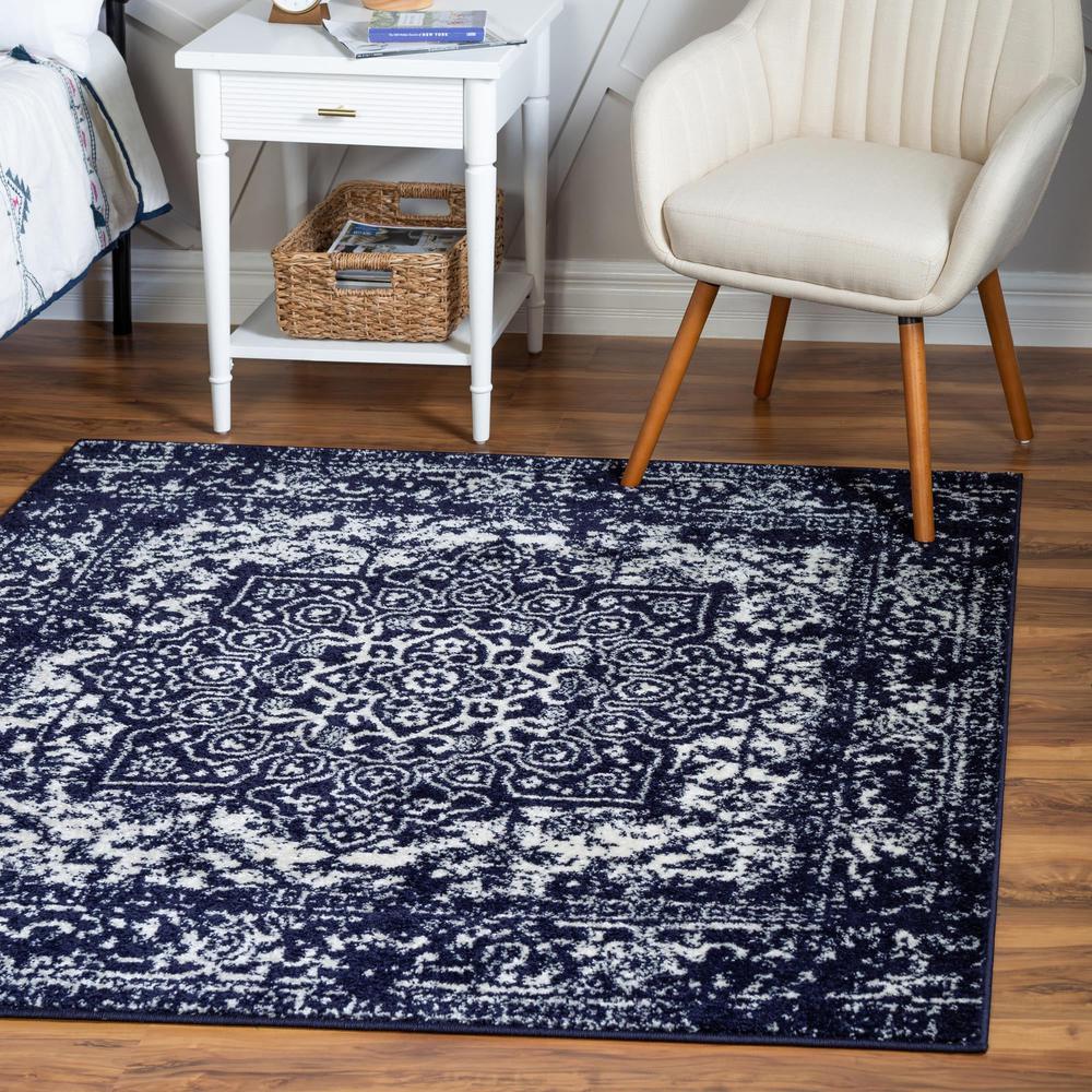 Unique Loom 5 Ft Square Rug in Navy Blue (3150336). Picture 2