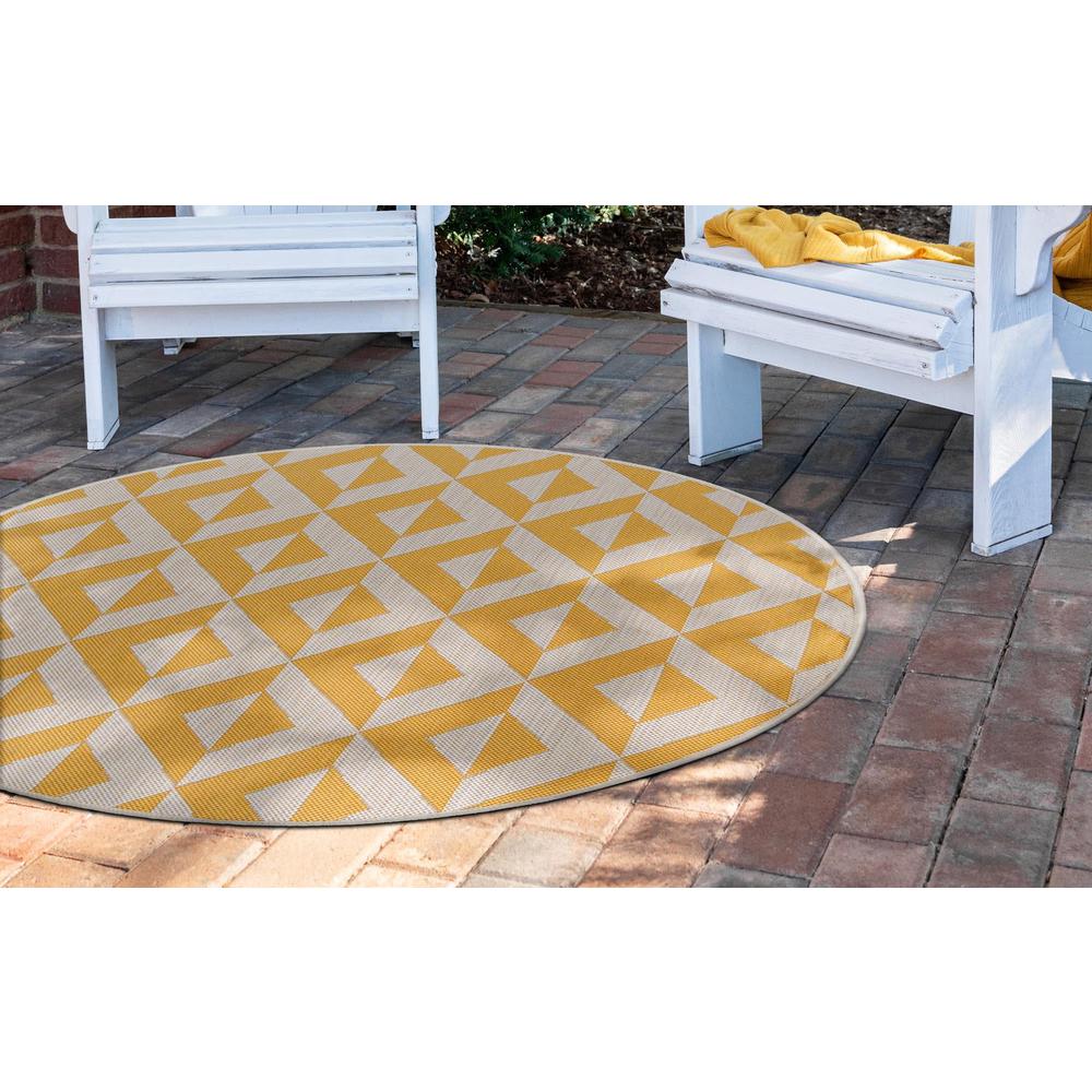 Jill Zarin Outdoor Napa Area Rug 6' 7" x 6' 7", Round Yellow. Picture 3