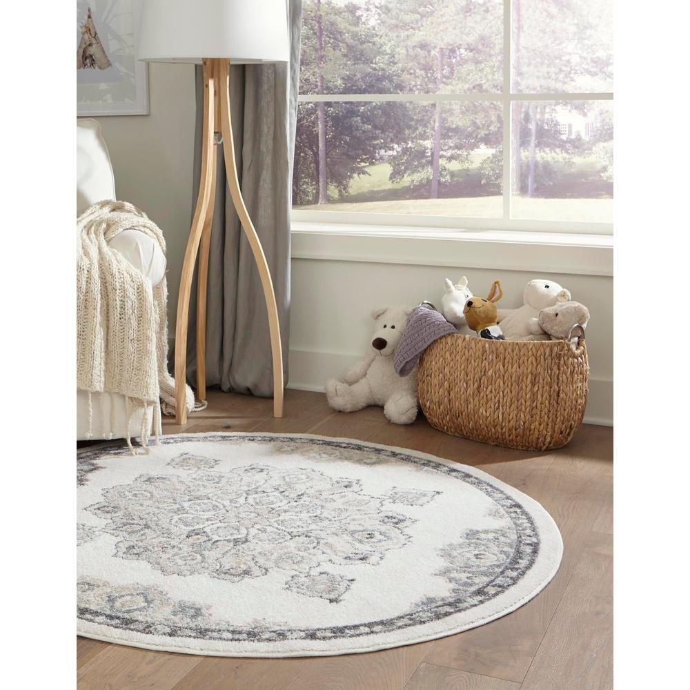 Unique Loom 5 Ft Round Rug in Ivory (3158662). Picture 3